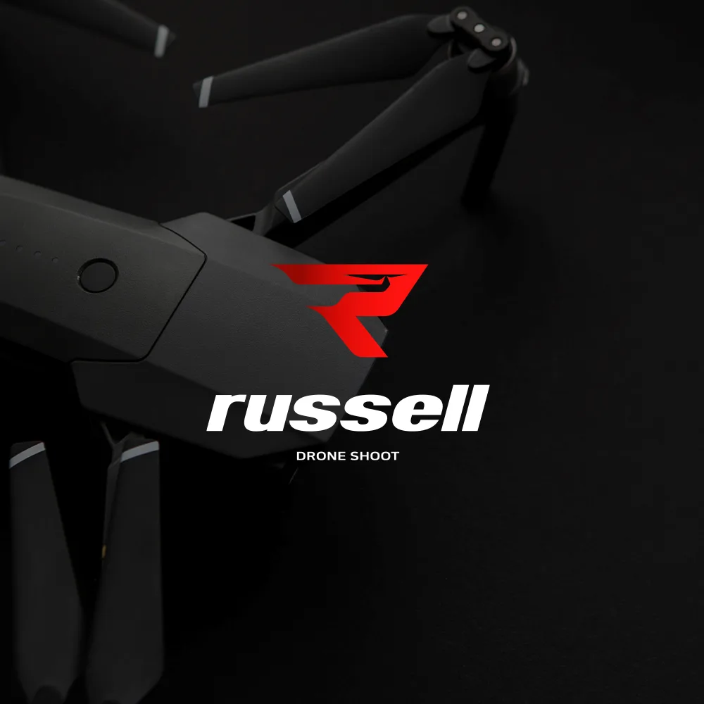 russell 로고 디자인 2